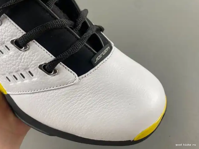 80% Off Sale 17 Jordan FJ0395-100 Low Lightning Air 0424